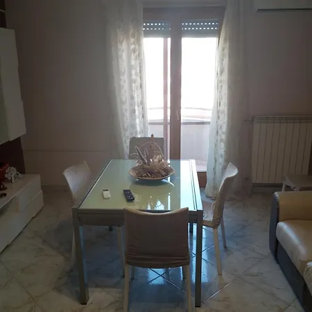 アパート Modigliani コラート